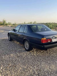 بي إم دبليو 735 • ١٩٨٩ • رقم جديد