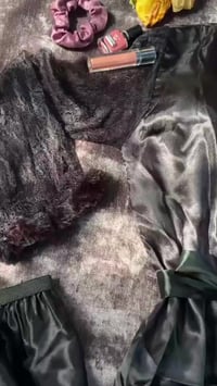 ملابس • توصيل كربلاء