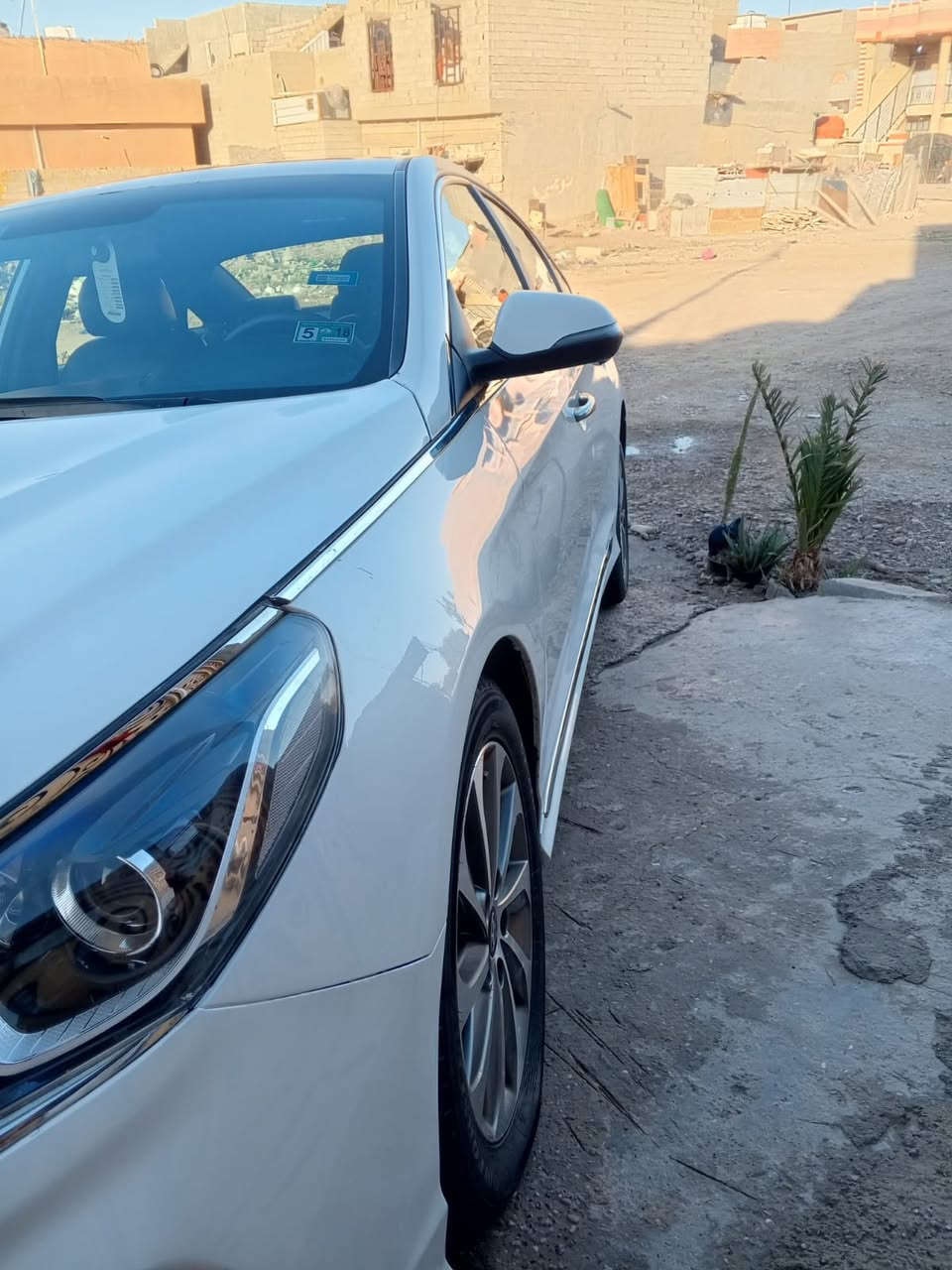 بلاش جوه السوك السلام عليكم سوناتا 2018 شكل 19 سبورت فول بغداد دولي
سوناتا حادث يم الرقم الخلفي وبيها جاملغ وبنيد رش اثر طخه بسيطه كلش بدون ايرباك وبيها شويه صبغ اثر تشليع ناشر السونار وصورها قبل الصبغ السياره ورد مكينتها ٢٤٠٠ جي دي اي 
فوال مواصفات 
بصمه 
فتحه
شاشه كامرا 
ويلكب سجين
حساسات خلفيه لدات خلفيه
رادارات جانبيه
جلد هيترات كشن كهرباء
دبل صالنصه
سعرها ١١٧ بيها شي مجال والله ماكو هيج سعر الشراي يجي مو يكلي امسح المنشور مكاني ديالى
***********
