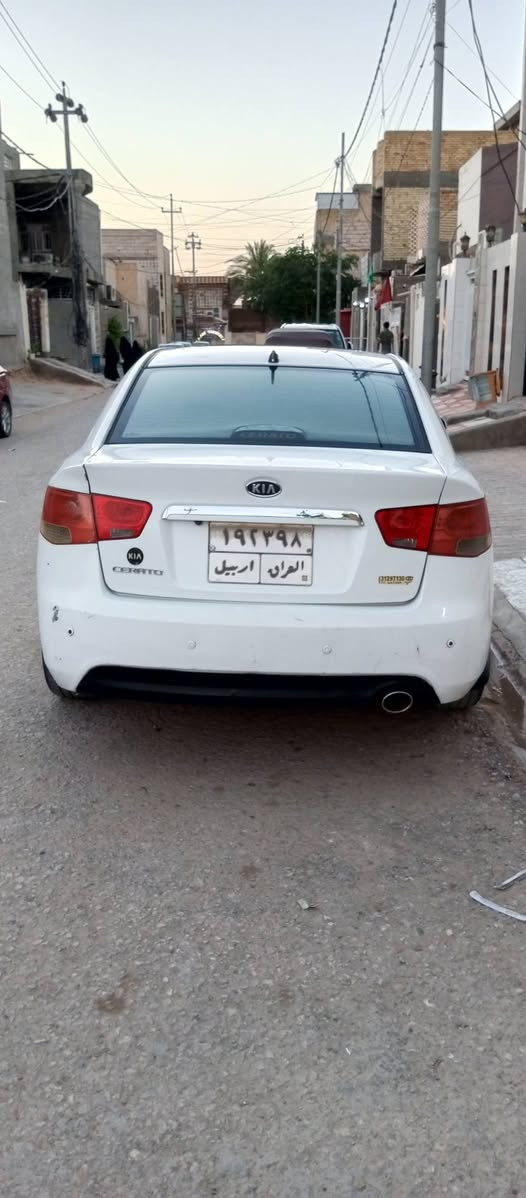 سلام عليكم من رخصت مدير لكروب لمحترم للبيع كيه سيراتو لفين ودعش خليجي الف وستميه  فول مواصفات عده لبصمه لسعر  82وبيه مجال  لمكان كوفه حي ميسان ***********
