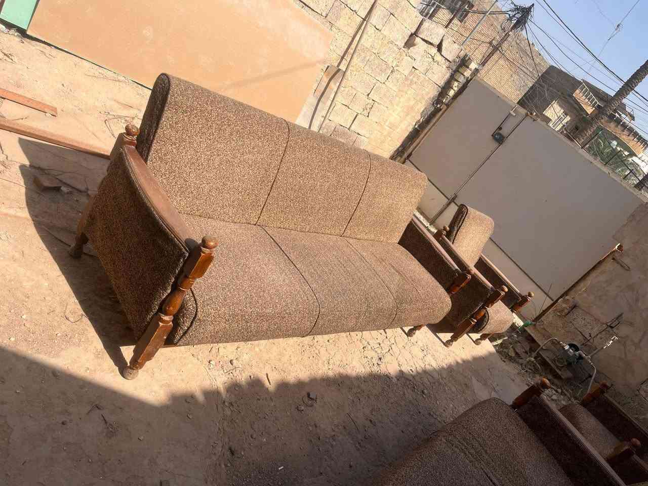 اثاث بيت مستعمل للبيع
التخم نظيف مستعمل بي شك بسيط مثل ممصور رايدته100 
والميز الوسطي ب 20 الف 
والطبلات 20 الف 
ميز التلفزيون جديد زجاج وخشب 75 الف
 مابي مجال  
المراسله على الخاص


**إذا كنت صاحب هذا الإعلان وتريد حذفه لأي سبب، رجاءا أرسل رسالة إلى الدعم الفني**