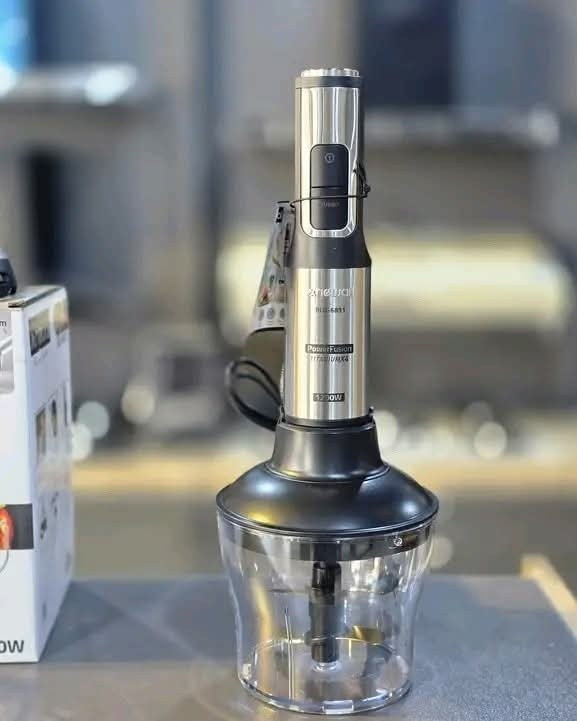 🔥 إذا تدور على خلاط عملي وقوي للمطبخ، هذا اختيارك الصح!
✨ خلاط يدوي 3 بـ 1 من ماركة Newal بقوة 1200 واط يخليك تخلط وتفرم وتخفق بسهولة.
🥣 يجي ويا وعاء فرم حتى تفرم الخضرة واللحوم بسرعة.
🍰 خفاقة خاصة لخفق البيض والكريمة وتحضير الحلويات.
🥤 كوب قياس يساعدك تضبط الكمية بكل دقة.
⚙️ شفرات تيتانيوم قوية تعطيك خلط سريع ونتيجة ناعمة.
👌 تصميم عملي ومريح بالاستعمال ويناسب كل مطبخ.
💥 خلاط واحد… يسوي شغل ثلاث أجهزة!
📦 كمية محدودة والسعر مناسب جداً.
🏃‍♂️ الحق العرض قبل ما تخلص الكمية!
#معرض_الجوهرة_للاجهزة_علي_نشوان💎للعروض خاصة والتخفيضات وبيع #نقد_اقساط 👌 
موصل / حي القادسية الثانية مقابل بدالة الزهور مجاور مول الكوثر 
📞***********📞
☎️***********☎️
متوفر توصيل جميع محافظات العراق 🇮🇶
ومتوفر توصيل لانحاء العراق 
متوفر بيع بالنقد والقسط على ماستر الرافدين 
وقت دوام من 10 صباحآ الى 9 مساء
