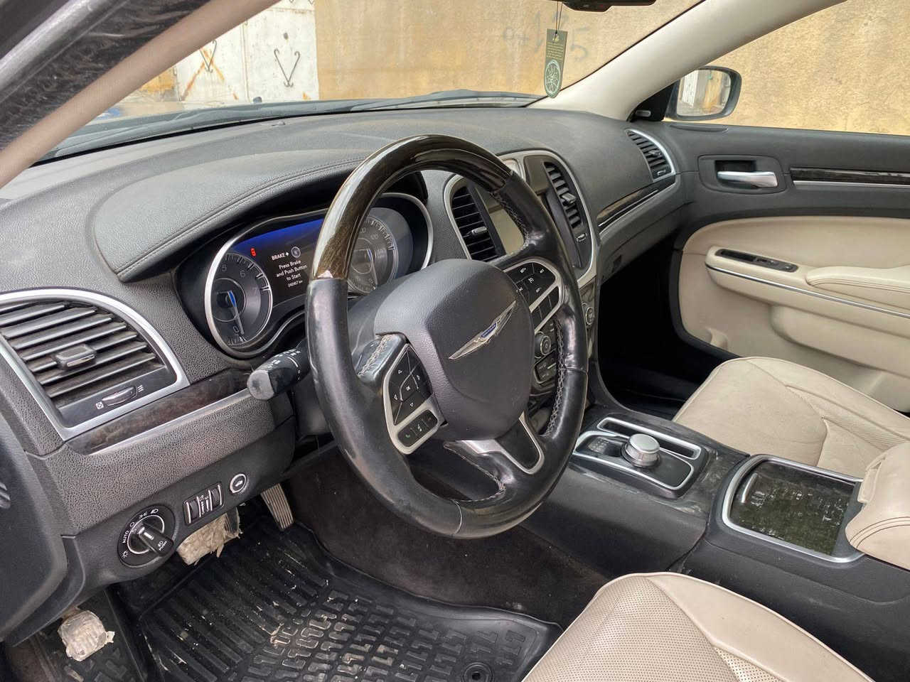 السلام عليكم مكلف بالنشر 

اوباما 2018
مكفوله كفاله عامه 

رقم سليمانيه  سنويه وهزه جديده
تحويل وكاله حاضر
مواصفات  فول لمتيد
عدا البانوراما 
جاهزه من كلشي 
تخم تاير جديد 
حداديه 
زنون 
دواخل جلد عسلي
كشن ميموري
ادامة كامله قبل يومين مسويله 
سياره جديده وجاهزه 
وباقي المواصفات المعروفه
مكاني بصره
*********** البصرة, العراق
