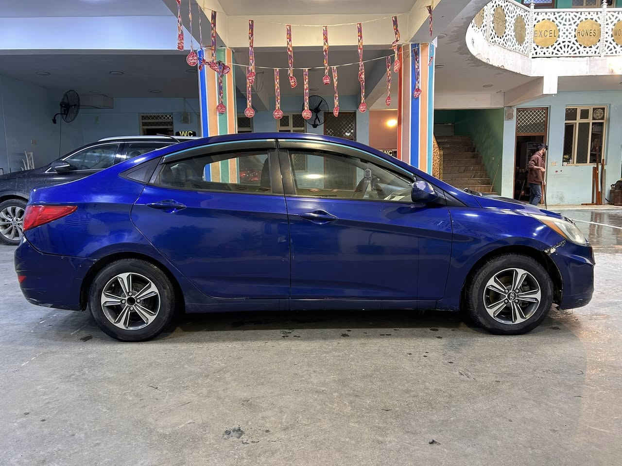 🚗 هيونداي أكسنت 2017 - للبيع 🚗
التفاصيل والمواصفات:

• الموديل: 2017.

• المحرك: 1.6L (اقتصادي وقوي).

• نوع الوارد: أمريكي.

• اللوحات: رقم ألماني (إنجليزي) مميز.

• السنوية: السيارة باسمي، والتحويل مباشر.

حالة السيارة:

• السيارة نظيفة وجاهزة للاستخدام.

• تقرير السونار (الفحص) مرفق مع الصور لتوضيح كافة التفاصيل بكل شفافية.

المكان: بغداد.

للتواصل والاستفسار: ***********
