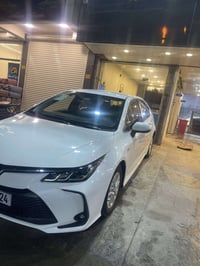 كورلا هايبرد ٢٠٢٥ مكفوله ماشيه ٤٦ السعر ١٤٨ رقم الهاتف 07717638442