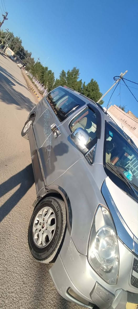 السلام عليكم.
ستاركس 2009 مفتوح و محوره مسكر سبعه سبلاين.  كير عادي 
مكينه وكير وحداديه وتخم تاير وتبريد شغال.  سياره جاهزه ع اخير مكاني نجف ناحيه القادسيه مكلف بنشر 
رقم راعيه ***********
