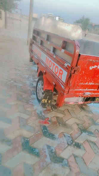 سلام عليكم ستوته إيفان  لبيع  موديل ١٤وراق وراق مكينه صالي ١٠ يام من شديتها المؤشراي لا يخابر ولا يراسل رحمه العباس رقمي *********** مكاني المجر الكبير
