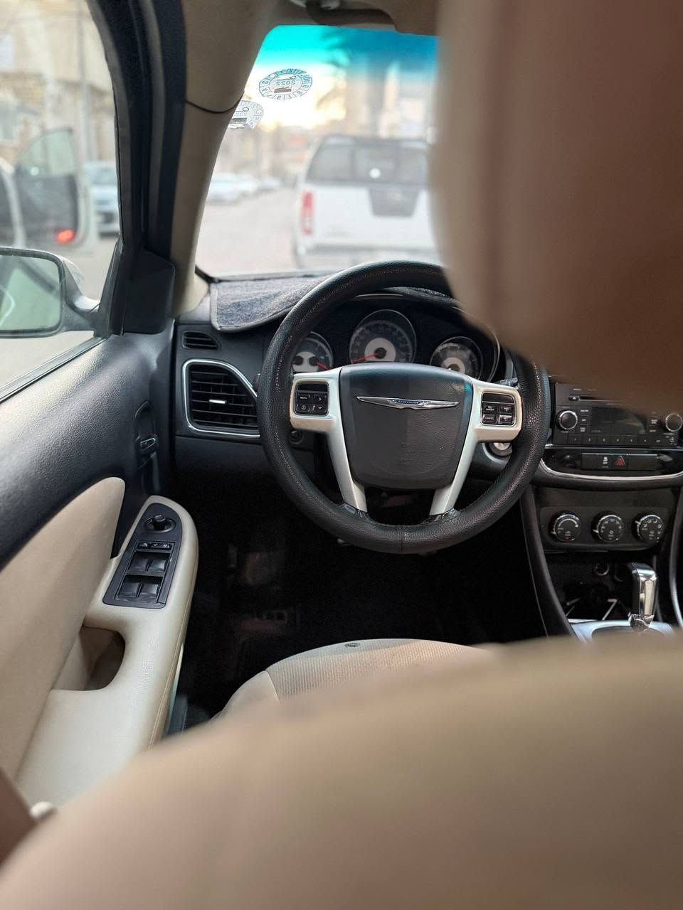 السلام عليكم
كلايسلر c200 رصاصي للبيع

محرك 2400 موديل 2012 سياره جاهزه مابيها اي نقص تدفئه وتبريد شغال حدادية جديده 

كير ومحرك بحاله ممتازه وصور الحادث مرفوقه بالمنشور السعر 90 وبيها مجال
الموقع كربلاء 

للاستفسار الاتصال على الرقم ***********
