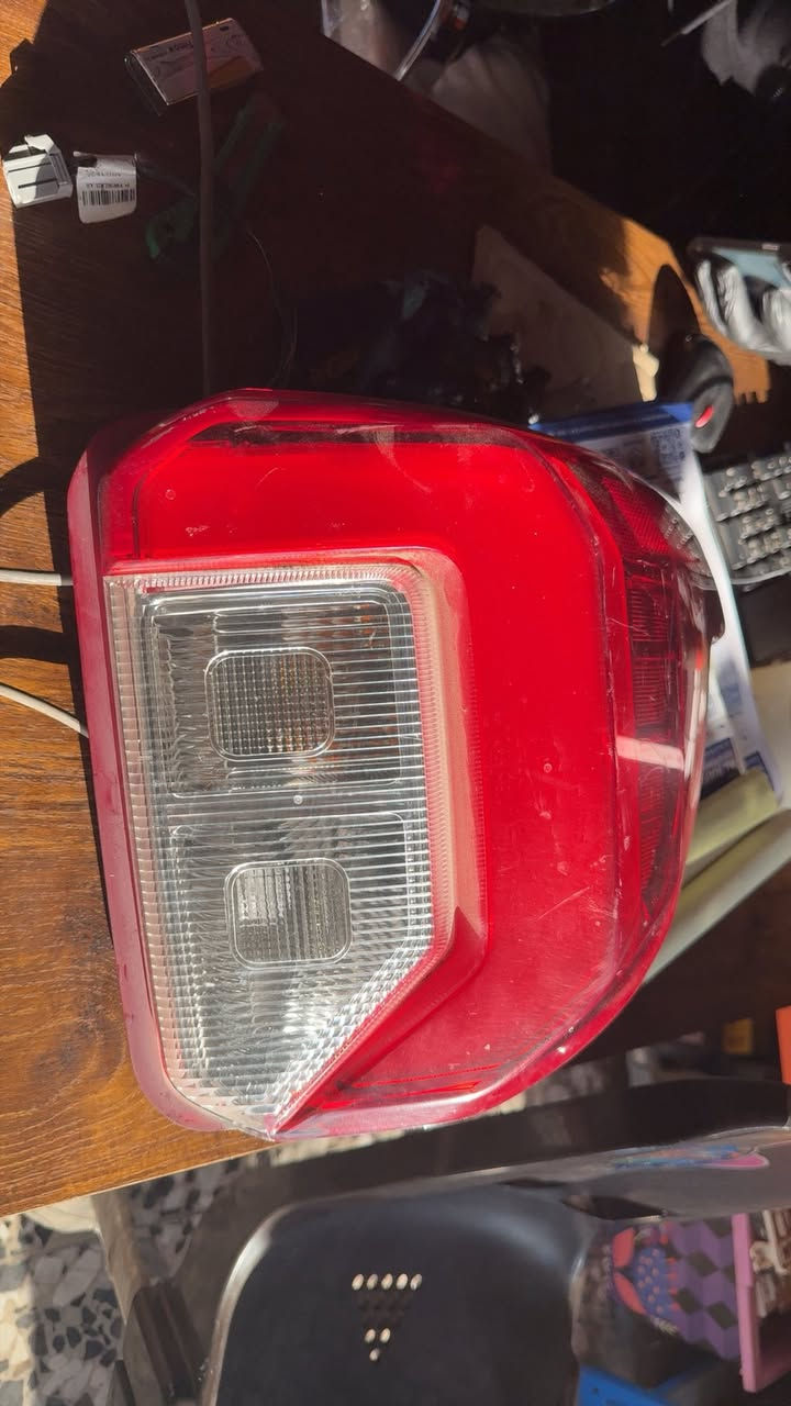 اتوفرت ادوات اكسبلور
تفصيخ 
ساحه الطيران 
***********
يوجد توصيل بغداد وكافه المحافظات
