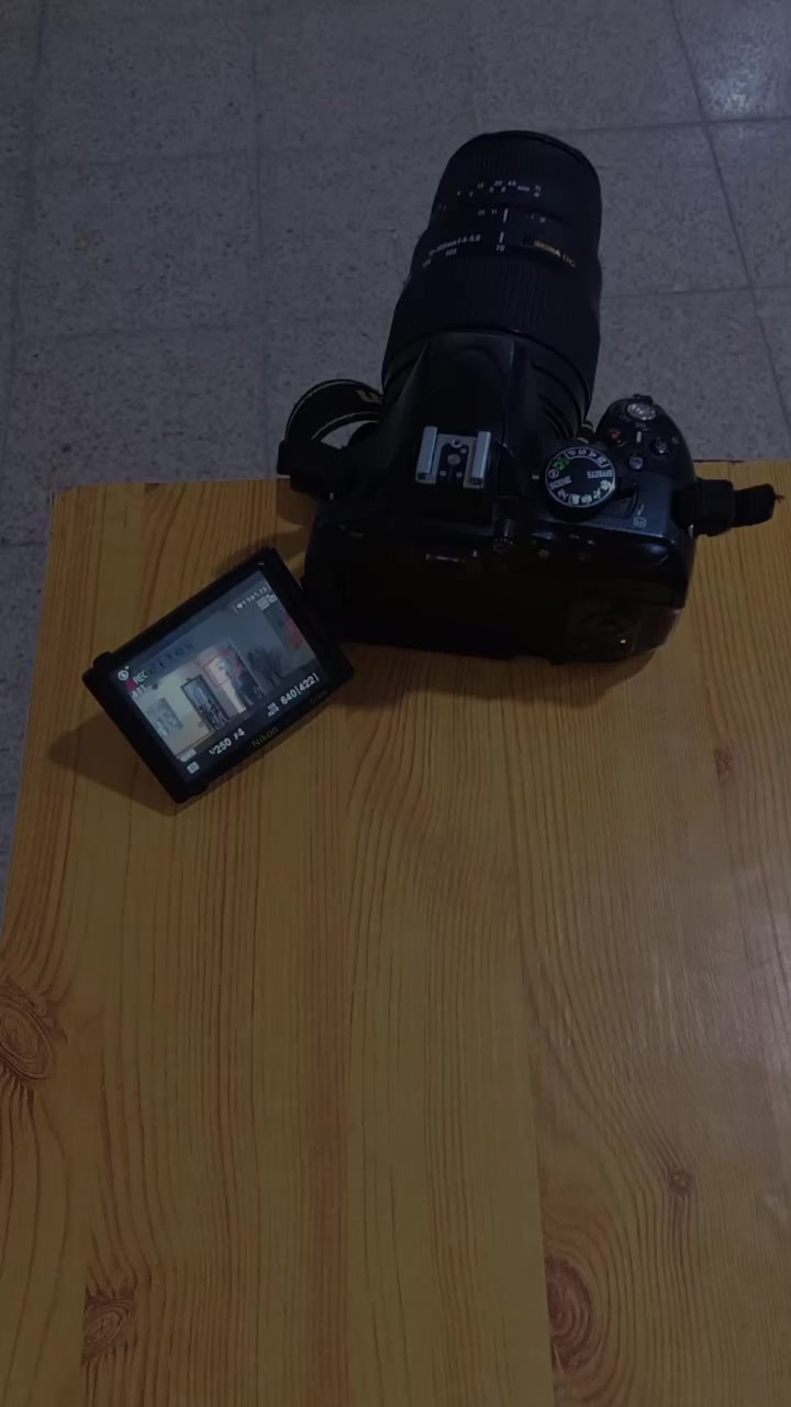 كامره نيكون 5100 كامره نضيفه وياه زوم 70/300
العنوان نجف الي ايريده يجي خاص لو مراسه عل رقم ***********
