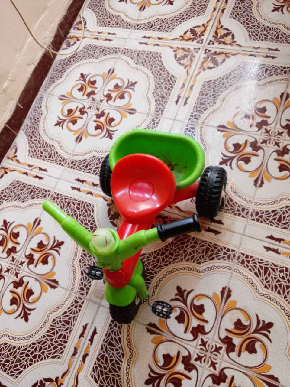 مرجوحه سعرة 25 و باسكل وردي حجم 12 سعرة 15 و باقي ع 10شراي يجي خاص و يدلل


**إذا كنت صاحب هذا الإعلان وتريد حذفه لأي سبب، رجاءا أرسل رسالة إلى الدعم الفني**