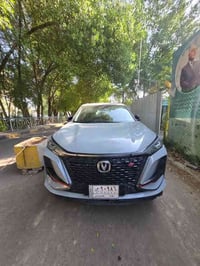 شانجان CS75  لون: سمنتي  مديل: 2022 عدد المقاعد:5 عدد مسافه: 120km صبغ...