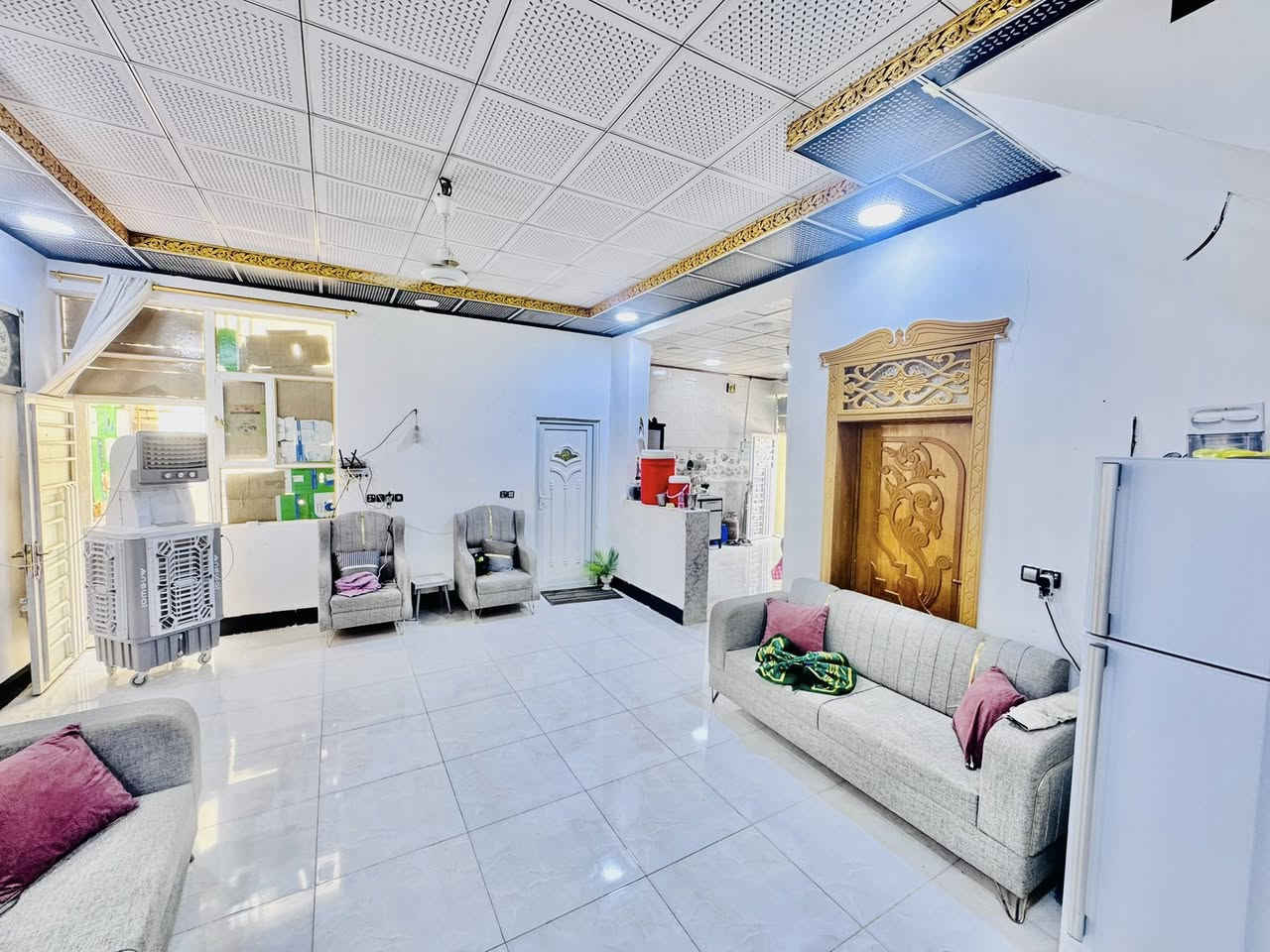 دار للبيع (مبادرة + نقد)
📍 النجف / مجمع بيتي
🏠 200م طابق واحد – طابو صرف

• غرفتين
• صالة
• مطبخ
• استقبال
• حمامين
• مكشوفة 2

💰 110 مليون
⚠️ مراوس فقط للبراكية نصر
استفسار 
***********
