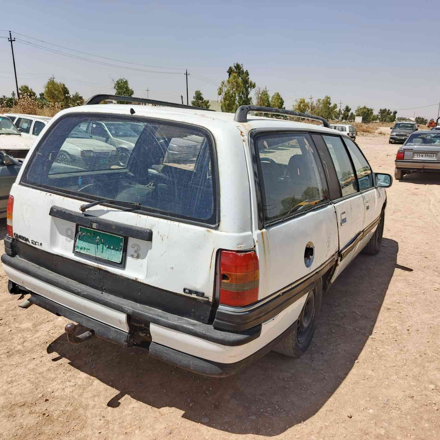 وميكه حجم 20
موديل 1991 رقم نينوئ سنويه ابيض
محرك كير شرط سعر قفل 700 الف
مكاني تلعفر ***********
