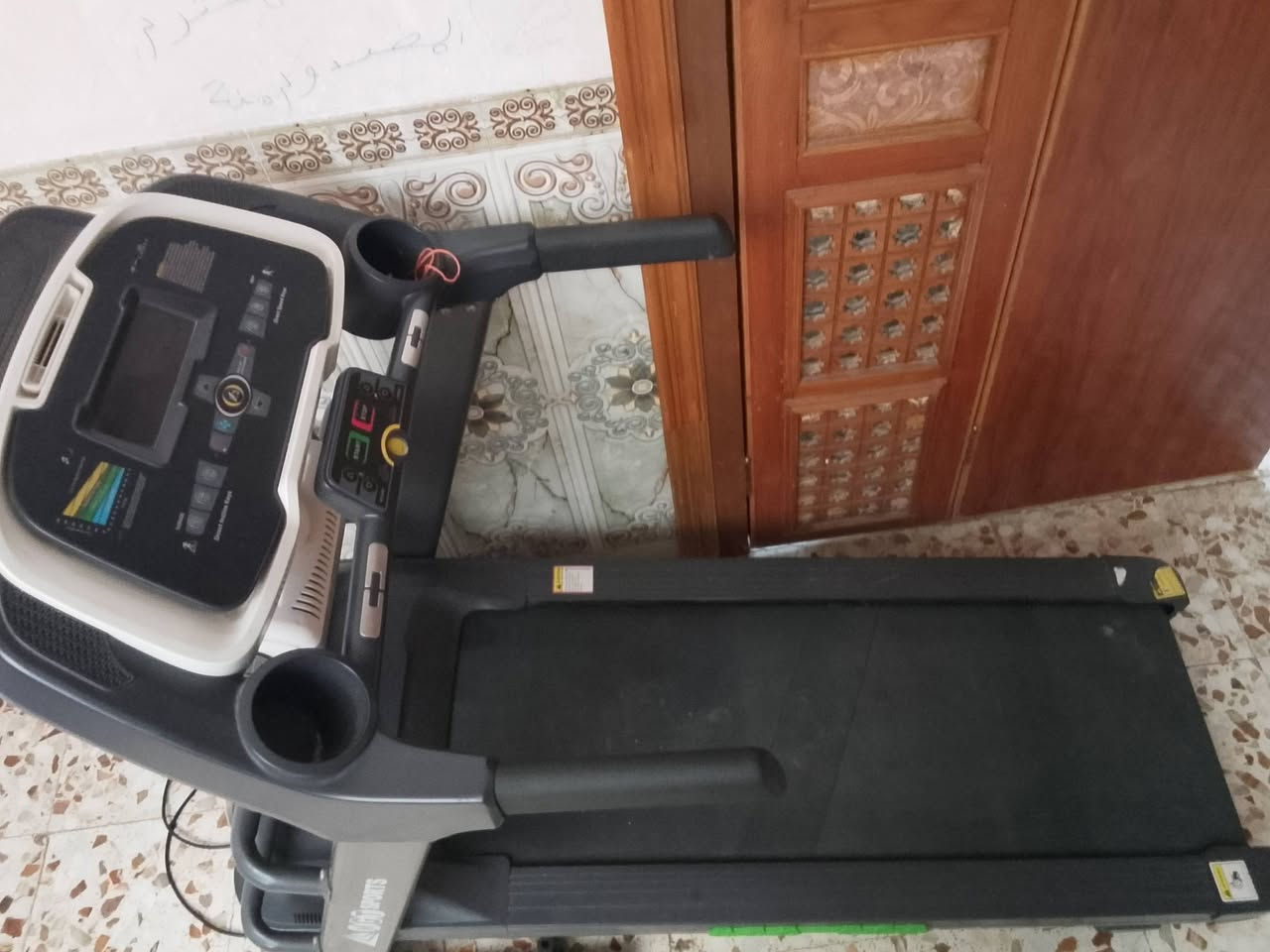 جهاز جري اخو الجديد استعمال 3اشهر للبيع اتصال او واتساب ***********
