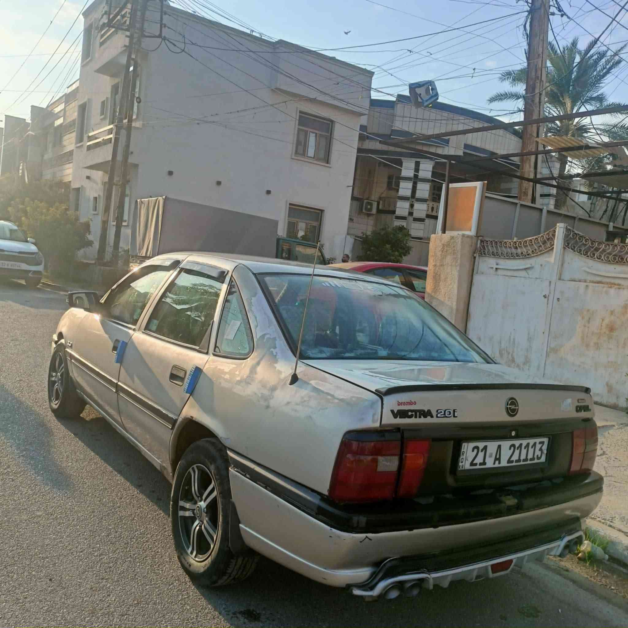 (السلام عليكم من رخصة مدير الكروب المحترم للبيع اوبل فكتره موديل 91 مكينه الفين خير من الله دواخل مسجل سماعات السياره مال جناي رقم سليمانيه شرط التحويل صالنصه جديده  كهربائيات بطاين كله جديدالسياره خير من الله مكاني بغداد 17 سويب دور السلام السعر 35 ومجال بسيط حك الجيه رقم  ‏‪0781 655 7967‬‏)
