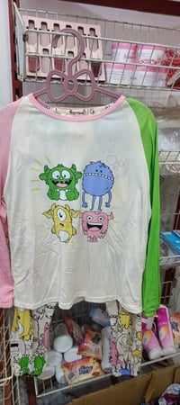 ملابس أطفال