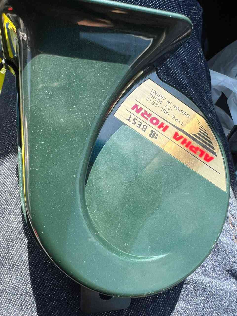 السلام عليكم 
تتوفر هورن طاط صوت عالي ياباني جديد مع الضمان يرهم مع جميع السيارات السعر 15 الف 
***********
