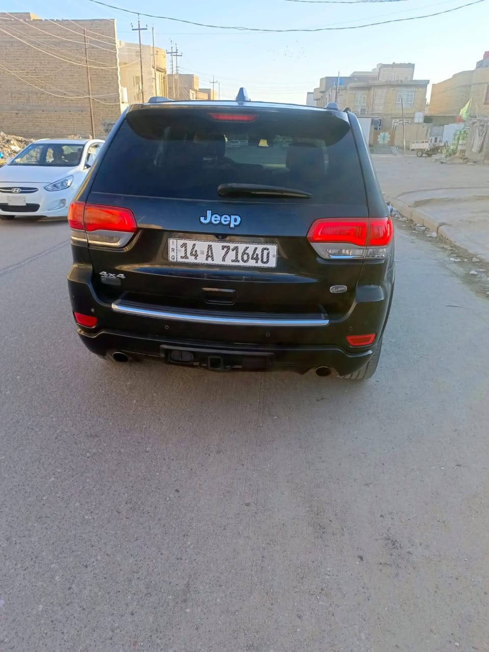 للبيع جيب شيروكي 2014 فول مواصفات 
محرك 6 سلندر قوي وناعم
الضربة جامَلِغ عكس السايق (خفيفة ومصلحة أصولي)
تبديل بند
ماشيه: 141 ألف كم
المحرك، الكير، بحالة ممتاز
السعر 185 وبيها مجال
للأتصال /***********
مكان السياره /الناصريه مركز
