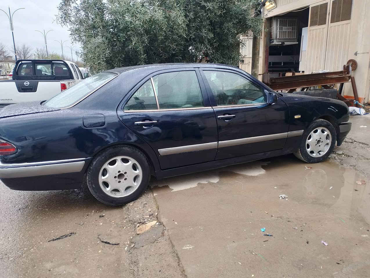 بەلاش بەلاش مارسیدس عفریت مۆدێل 96 ئاڕم پلاستیکی سلێمانی مەکینە vvt ئۆتۆماتیک ویلی بیلاد سعر قفڵ قفڵ   23 گەڵا....***********
***********
