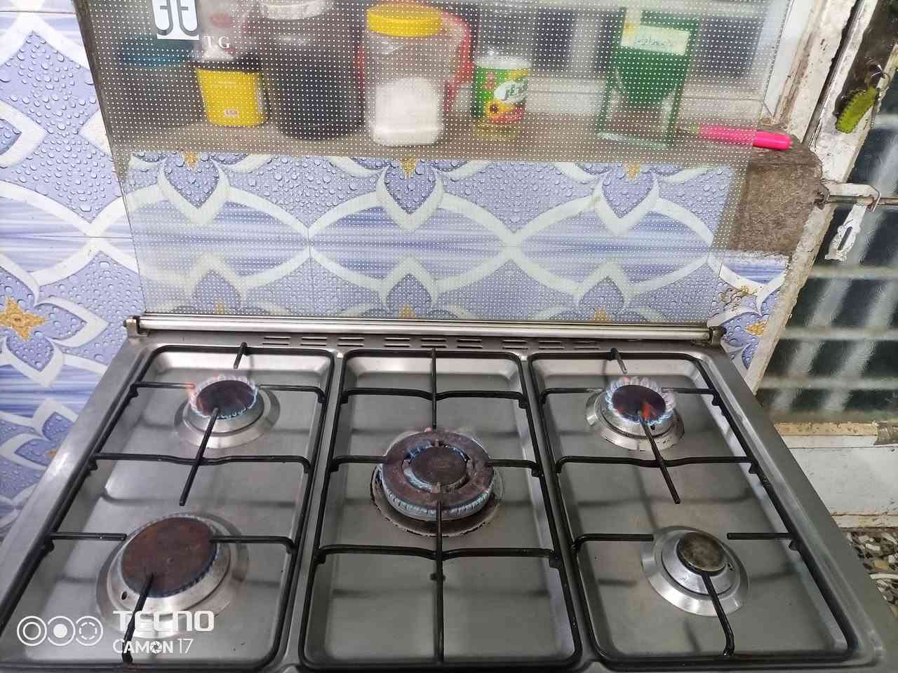 طباخ مصري اخو الجديد شغال  للبيع سعره 130الف وبي مجال للتواصل عالرقم *********** واتسات
