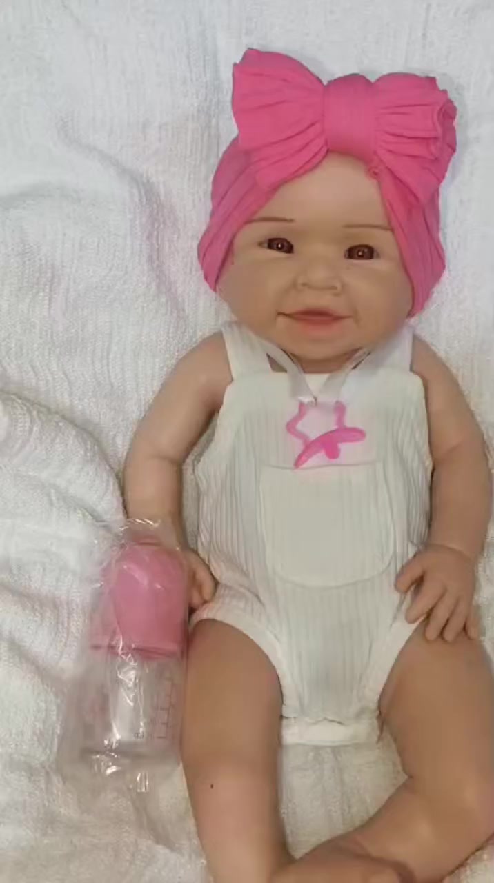 هلا بنات 😍 شوفوا شكد حلوة!
هاي مو بيبي حقيقي، هاي دمية جلاتين 👶
ناعمة ومرنة، وتحسوا لمستها صدگ مثل البيبي 🧸💕
قياس كلش كبيره🤗
تقدرون تلعبون بيها أو تهدونها هدية روعة 🎁
لو عجبتكم، راسلوني خاص وأحجزلكم 💌"


**إذا كنت صاحب هذا الإعلان وتريد حذفه لأي سبب، رجاءا أرسل رسالة إلى الدعم الفني**