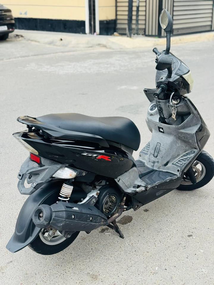 السلام عليكم
دراجة GTR. صالي شهر او نص من امنزلها دراجة خير من الله دهن موتل اديرلها دراجة فول الدراجة للبيع او المرواس

للاستفسار ***********
