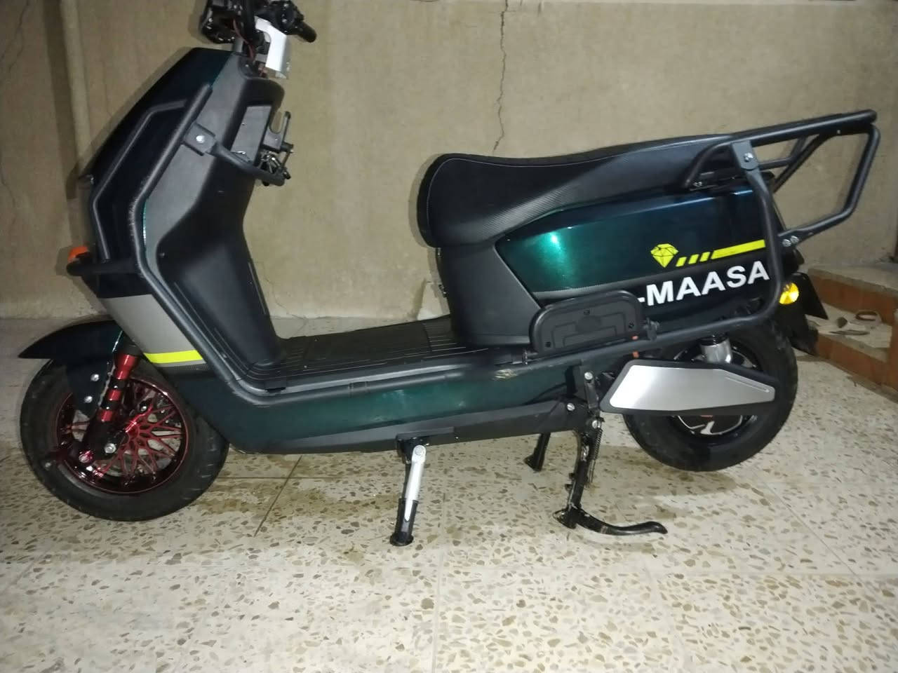 ماطور شحن الماسه ٦ بطاريه، البطاريات يقرن ١٠ وفوك سعره 600بيه مجال
 للتواصل  اتصال بلرقم ***********
