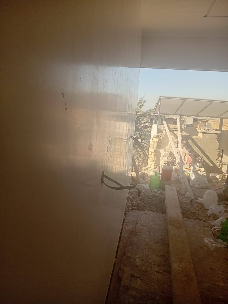 السلام عليكم يوجد كادر جص وبورك ولبخ سمنت اجراره سقل ناعم تشميع اشتغل عل 5 داخل بغداد الدوره فقط***********رقمي
