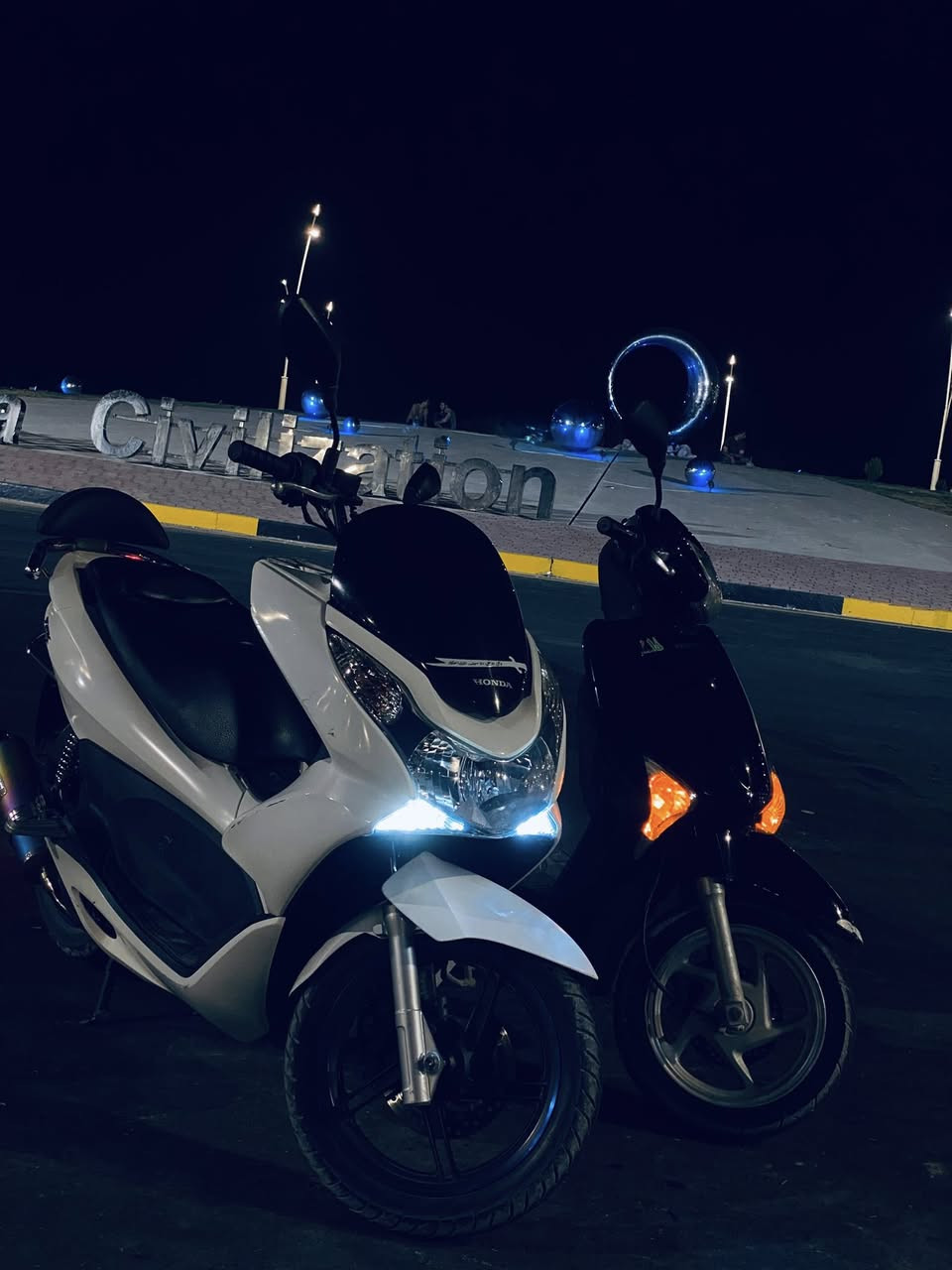 بي سي اكس جيل اول موديل2017 حساسات كله شغاله شلعه ومعدل فول ماشيه31الف لايت زنون عالي ناصي ولسعر اب 11 وبيه مجال شي قليل /خاص موجود وتساب موجود ‪ ‪0771 103 6814
