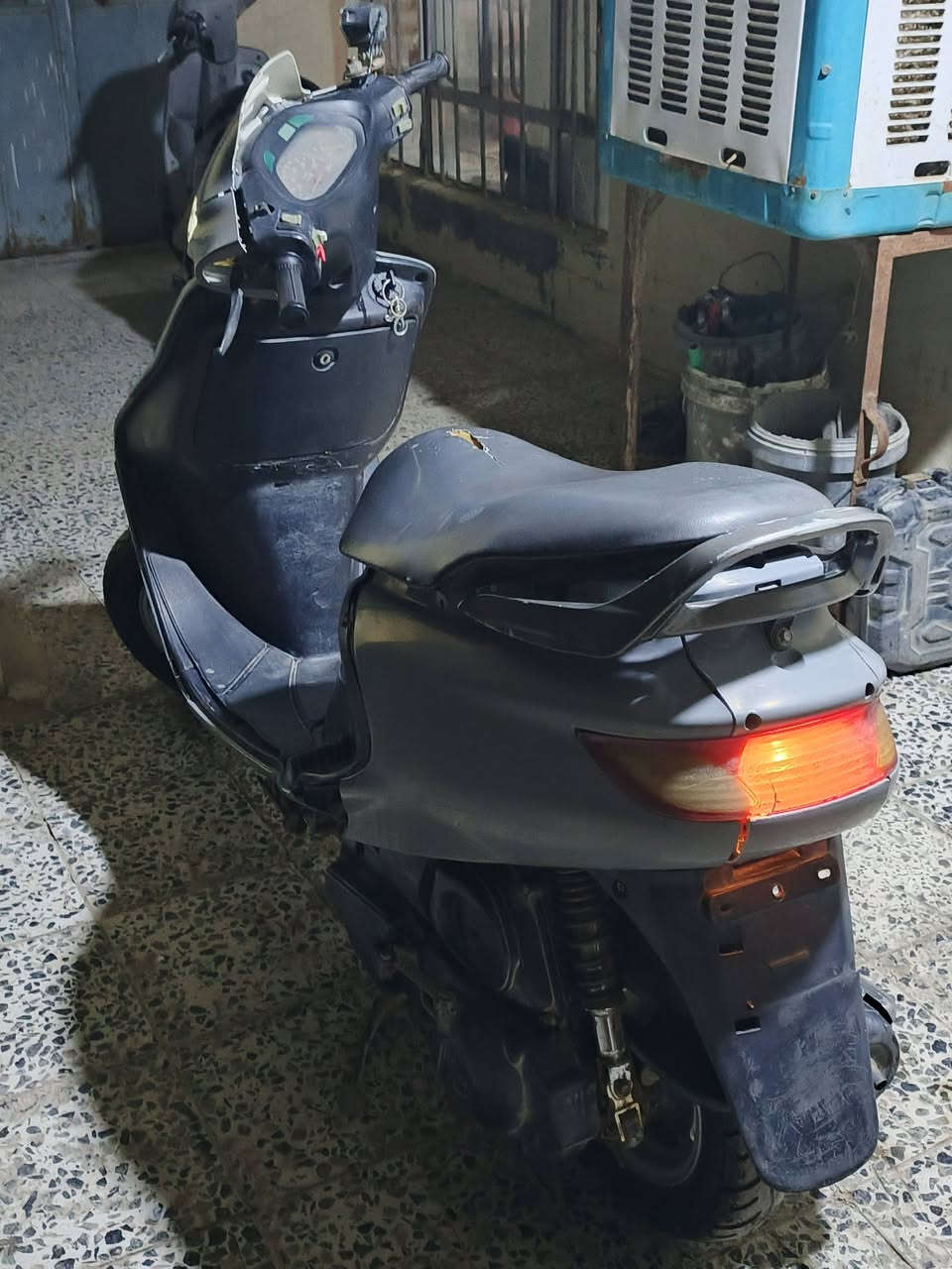 سلام عليكم دراجه للبيع فراشه فحل دراجه تخبل عايزه بس اشاير اماميه سعر 250 وبيه مجال  للشراي *********** المكان طوريج
