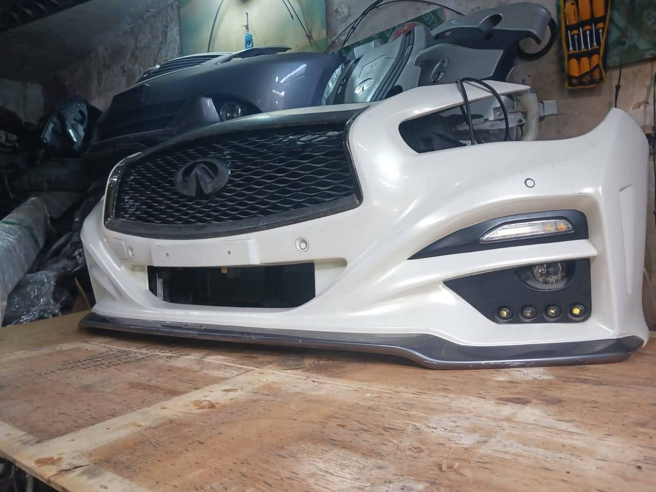 سلام عليكم حبايب گلبي 

توفر كت كامل مال انفنتي Q50 

مزود من شركه يابانيه اسمها: IMPUL🎌🇯🇵

متكون من دعاميه امامي+دعاميه خلفي +ودوس طوال 

ملاحضه: كت كلش حلو ومختلف ومرعب

يوجد شد وفتح وصيانه جميع سيارت انفنتي 

للستفسار ***********

العنوان بغداد طريق معسكر الرشيد مجمع مشن مقابل الابان الاسحقاقي
