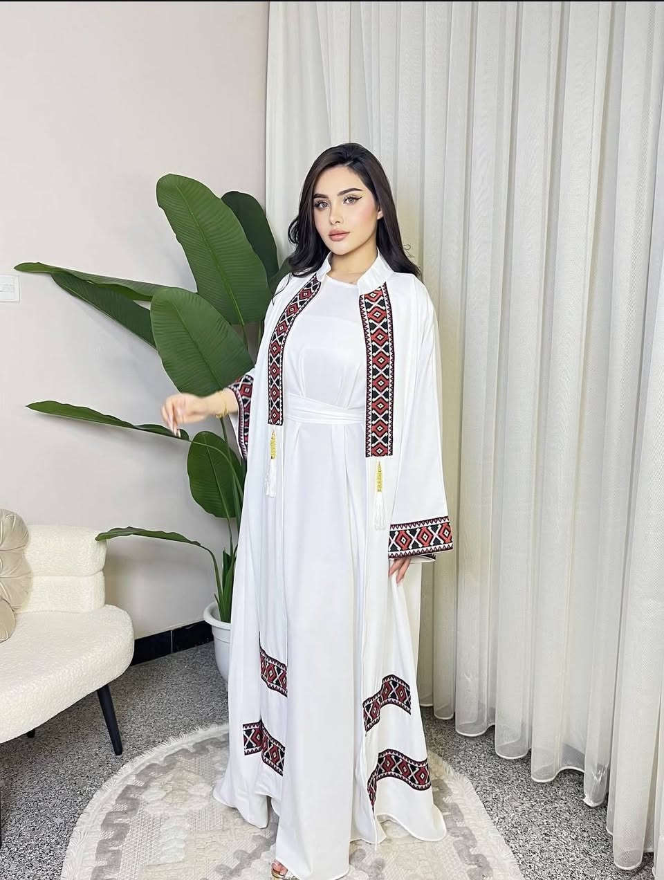 ✨حل العيد و اناقتج ورقتج وجمالج تستحق الاهتمام🌹🎀
بشت بروكار تركي (فاخر)  وبس ب35000 والتوصيل مجاني لجميع محافضات العراق
التواصل :***********
البشت الابيض من وزن55 الى 85
البشت الاسود من وزن55 الى 110
