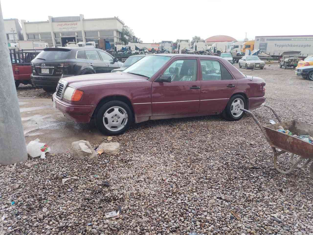 بسم الله الرحمن الرحيم مارسيدس مؤديل ٨٩ كراوه به ٩١ كيرو مه كينه كاربا ياتي ته قه ورقه تحويل به شه رت
ألوو كؤريش ئه كه م *********** كلار
