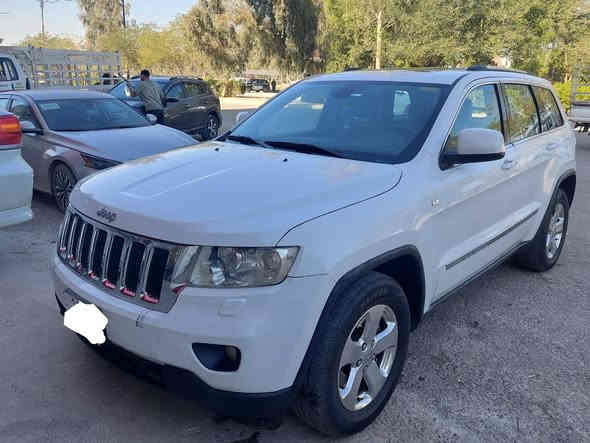 سلام عليكم
جيب ٢٠١٣ خليجي فول مواصفات 
مكفولة كفاله عامه من الضربه والصبغ التبديل
سياره جاهز صدر امامي وخلفي جديد تخم تاير جديد
رقم بغداد دولي سنويه مجدده السعر ٢٠٥
*********** 
*********** واتساب
