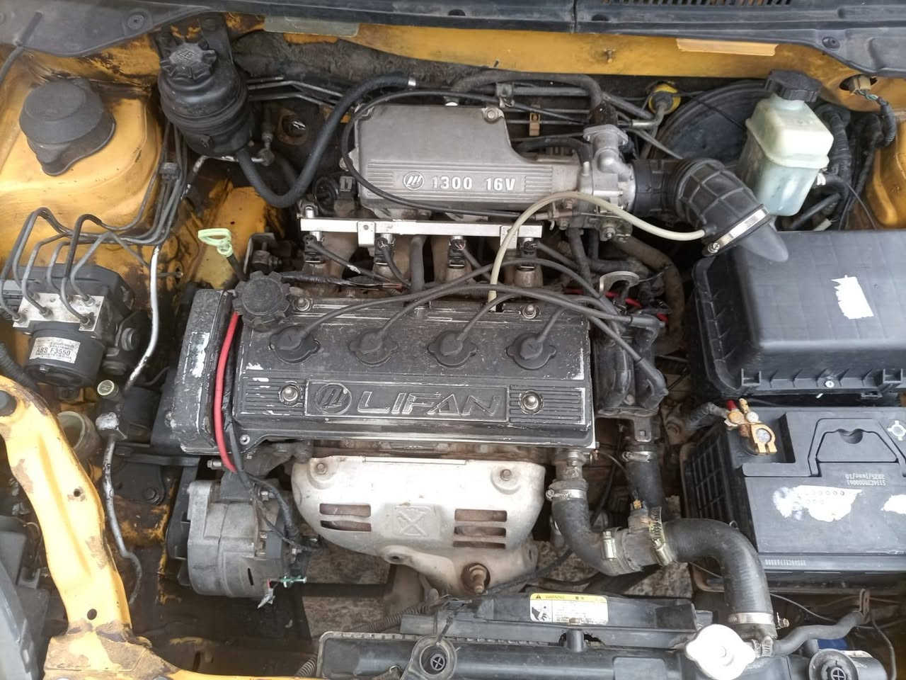 السلام عليكم للبيع ليفان 320 رقم صدامي شرعي بلموصل مكينه وكير انضاف عليها هيئة 400 الف رايدهه 20 وبيها مجال اخوان مكان سياره الايمن نبي جرجيس شراي يخابر ويدلل ***********
