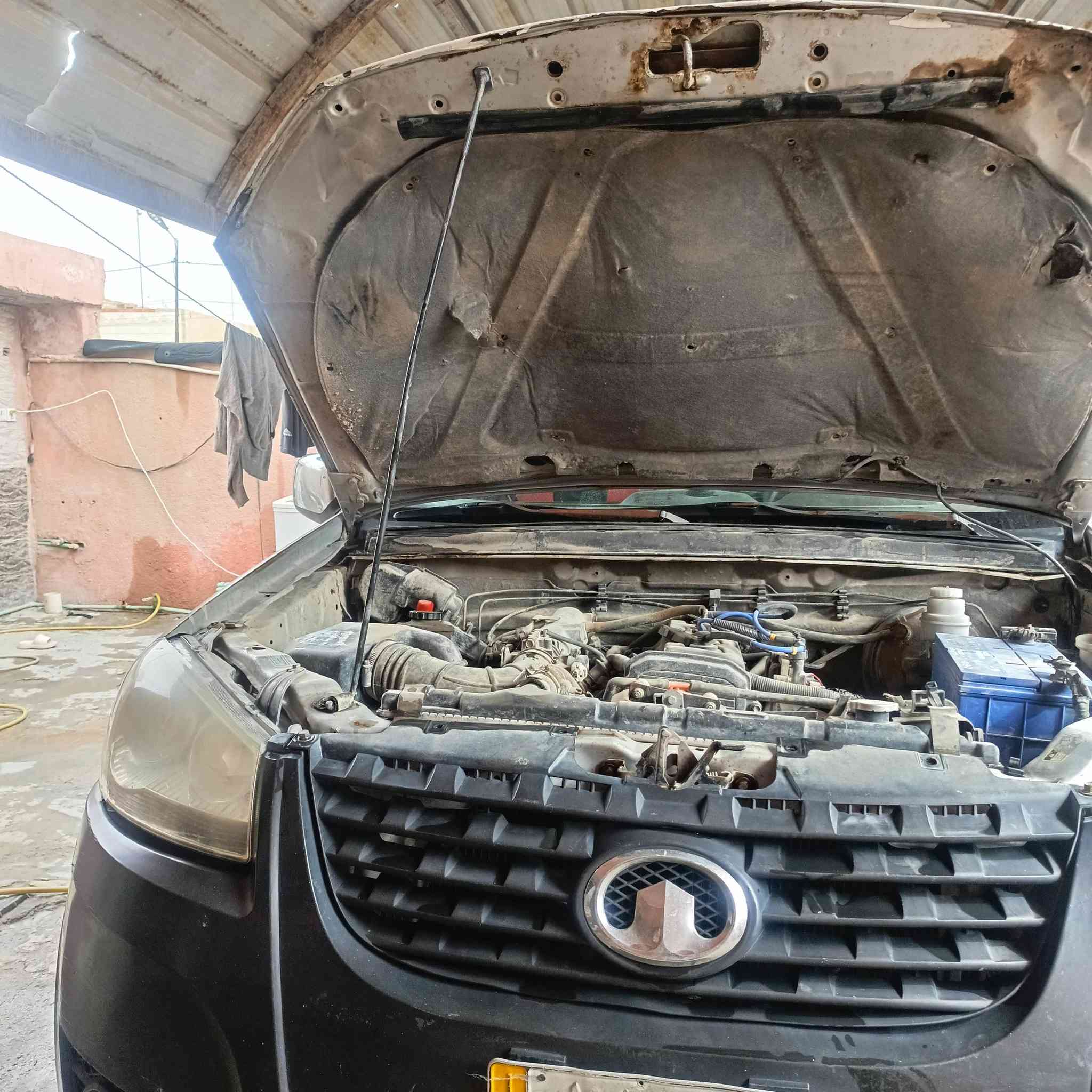 السلام عليكم بيكم كريت ول للبيع مكينه ونجي مكفوله مع الكير كفاله عامه سنويه لل28موديل2013مكان السياره سماوه رقم بصره رايده ب35وبيه مجال. خاص مفتوح +***********
