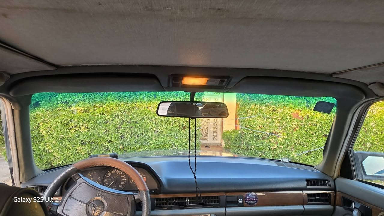 مارسيدس جامبو موديل ٩٠ مكينه بلاد تبريد ثلج حداديه حلوه تخم تاير داخل جلد رقم بغداد دولي بسمي السعر ٥٣ وبيهه مجال مكان السياره كربلاء ***********
