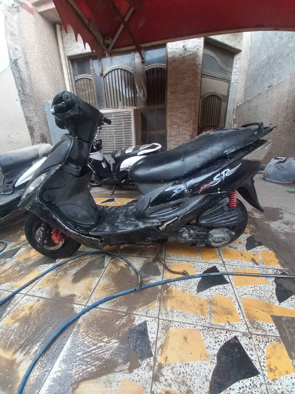 سلام عليكم دراجه كامكو دراجه شغاله بس بيعلك كوم حديد
سعر 150 بيه مجال 
مكاني التاجي


**إذا كنت صاحب هذا الإعلان وتريد حذفه لأي سبب، رجاءا أرسل رسالة إلى الدعم الفني**