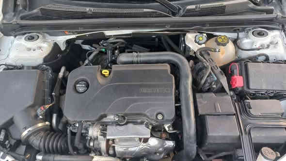 مليبو فول عده الفتحه سياره دخول غرق تحمل وتسير كلشي كافي بل عينه بيها رعصه قليله بل قمره سبب تحميل موديل 2024ساره كلش جديده ماشي فقط 2000بعدها كلش جديده بدون رقم ترقم جميع المحفضات عده اقليم كردستان
السعر 129وبيها مجال كلش قليل سياره كلش جديده 

: ***********
