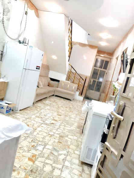 بيت للبيع الكاظمية الطي بدايه نزال عباس الكهربائي بشارع ١٢ ثالث فرع عاليسره المربع الذهبي مساحته ١١٤م واجهة ٧ ونص مدخلين مطبخ وحولي وصالة ضيوف وغرفه نوم وصحيات ثنين خارجيه وداخليه والطابق الثاني غرفه نوم كبيره وغرفه مخزن صغير ماء أسأله كهرباء وطني وسحب الأتصال عالرقم ***********
