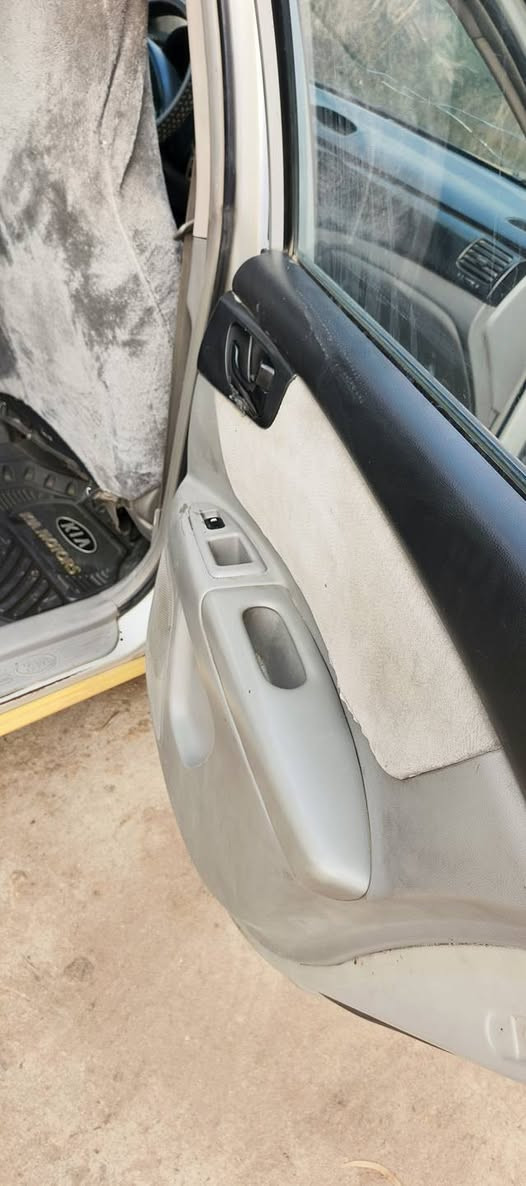 اوبتيما ٢٠٠٨خليجي مكفول من العيب الشرعي ومن الضربه 
كير ومحرك مكفولات ترايك وين مايعجبك ٤تايرات وباتري جديد 
تبريد ويه السويج ثلج 
برغي ما تصرف عليه تلفوني ***********  يخابر والمايشتري لا يكسر حلال مسلم رحم الله والديكم
