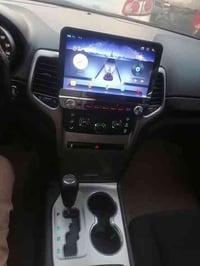 جيب كراند شيروكي 2011 لاريدو بدون صبغ فقط الدعامية الامامي  تحكمات است...