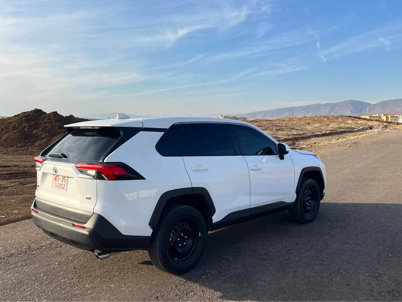 تويوتا رافور ٢٠٢٤ مواسفات LE ٤هزار رويشتيه 
جه مه لغ و ربع بولند و ربع ده ركا سبوغه 
*********** اكر, نينوى
