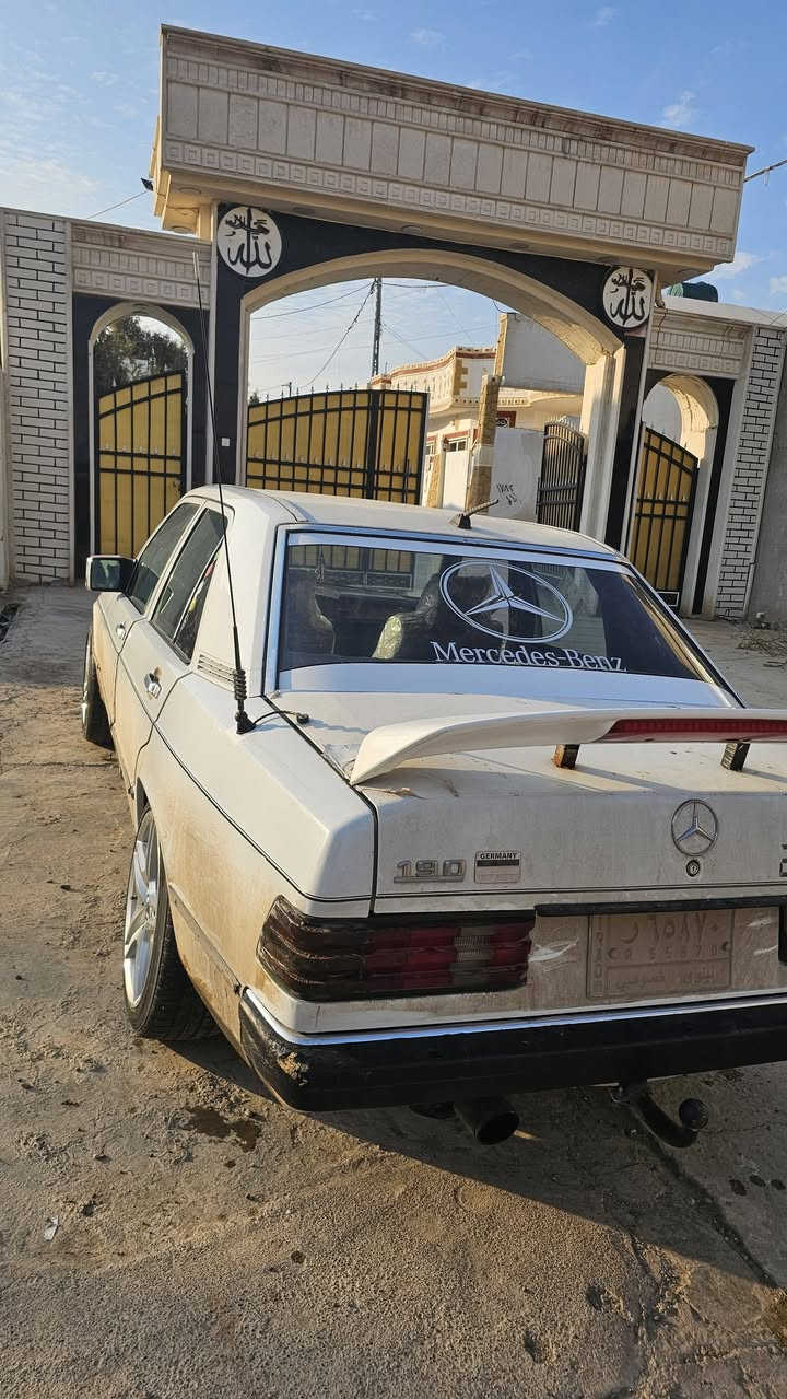مارسيدس 190 طيارين
مديل1988
 محرك وكير و اكسل بشرط 
سنويه لل 28 
شرط التحويل 
مكاني موصل الشراي يخابر
السعر 38 و مجال بصيط  ***********
***********
