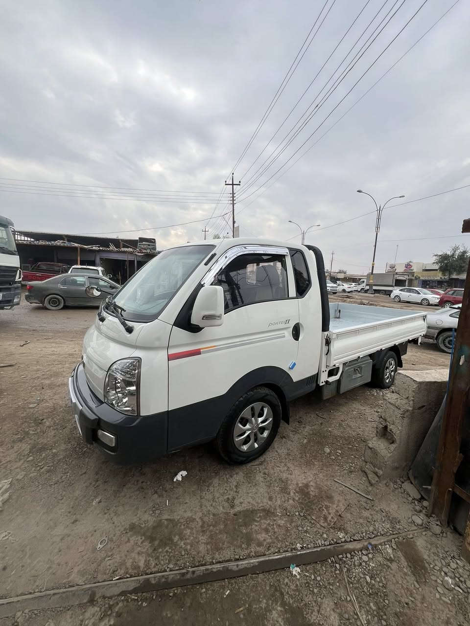 #للبيع بورتر رقم صلاح الدين شرط التحويل 2018 مواصفات فول وربع گير عادي جاهزة من كلشي ومكفولة من كل عيب 
سعر 135 وبيها مجال 
***********
