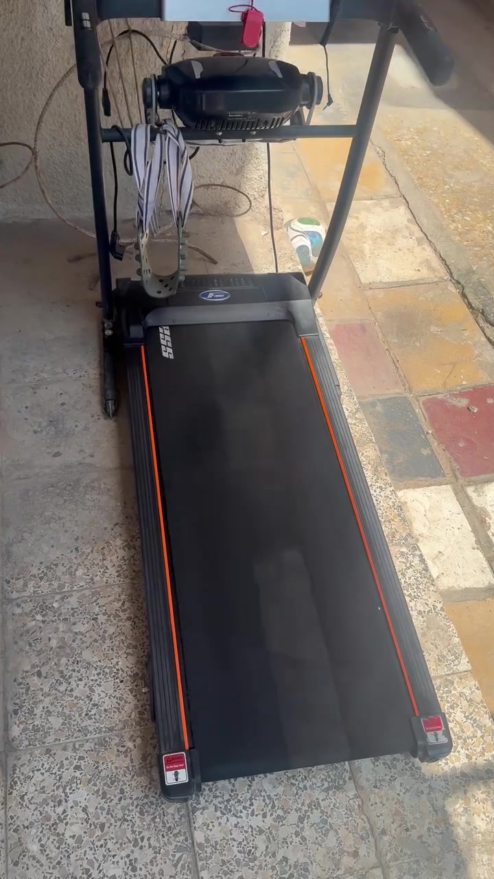 جهاز جري مع هزاز بطن مستخدم قليل مكان الاعظميه ***********  سعره250 الف
