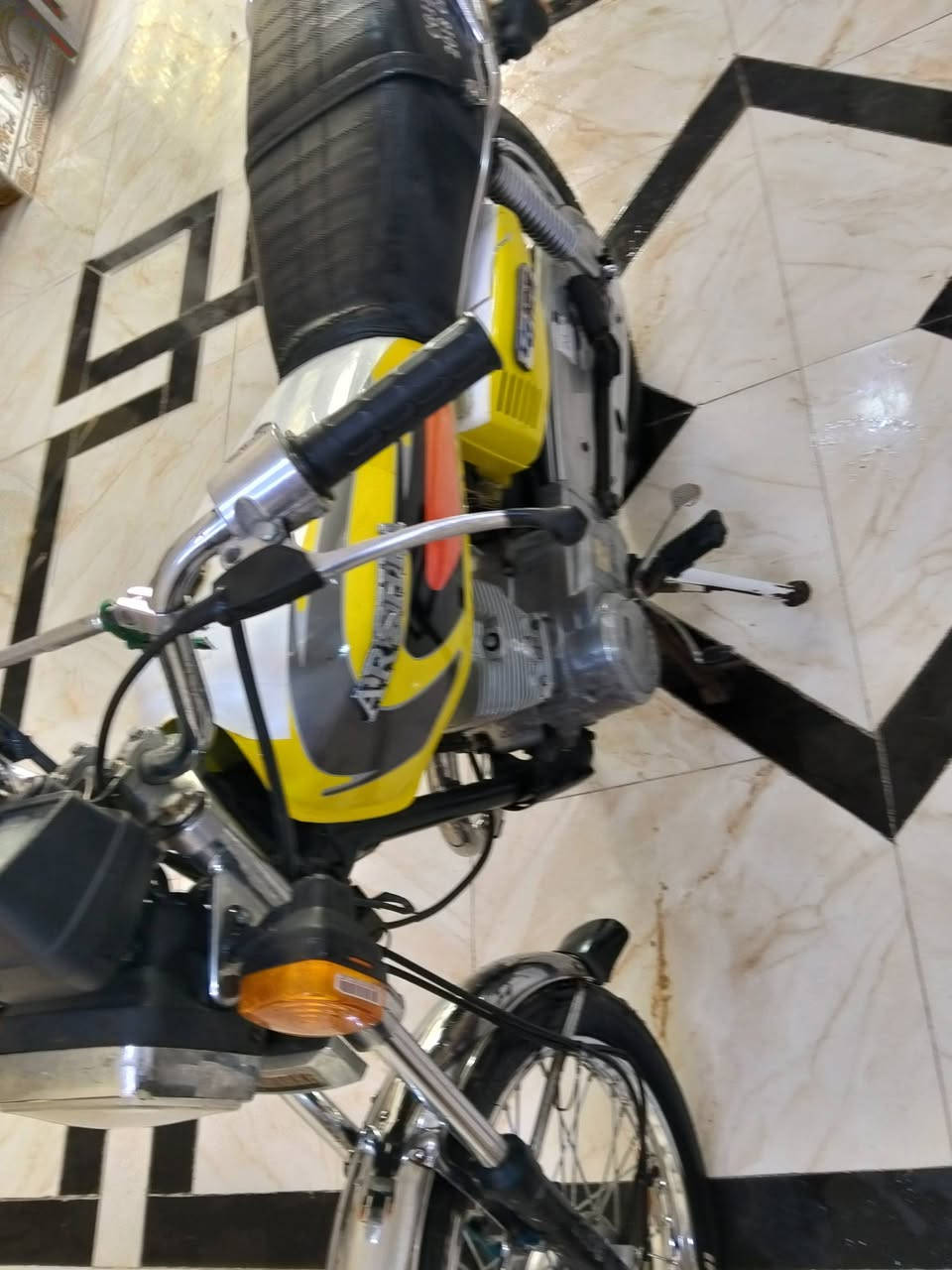 ارشا للبيع موديل 2013دراجه جديده بعدها على بلادها أوراق اصولي شرط بعدهن بجيسهن دراجة حلوه كلش كلها شغاله عنوان واسط قضاء بدره للاستفسار ***********
