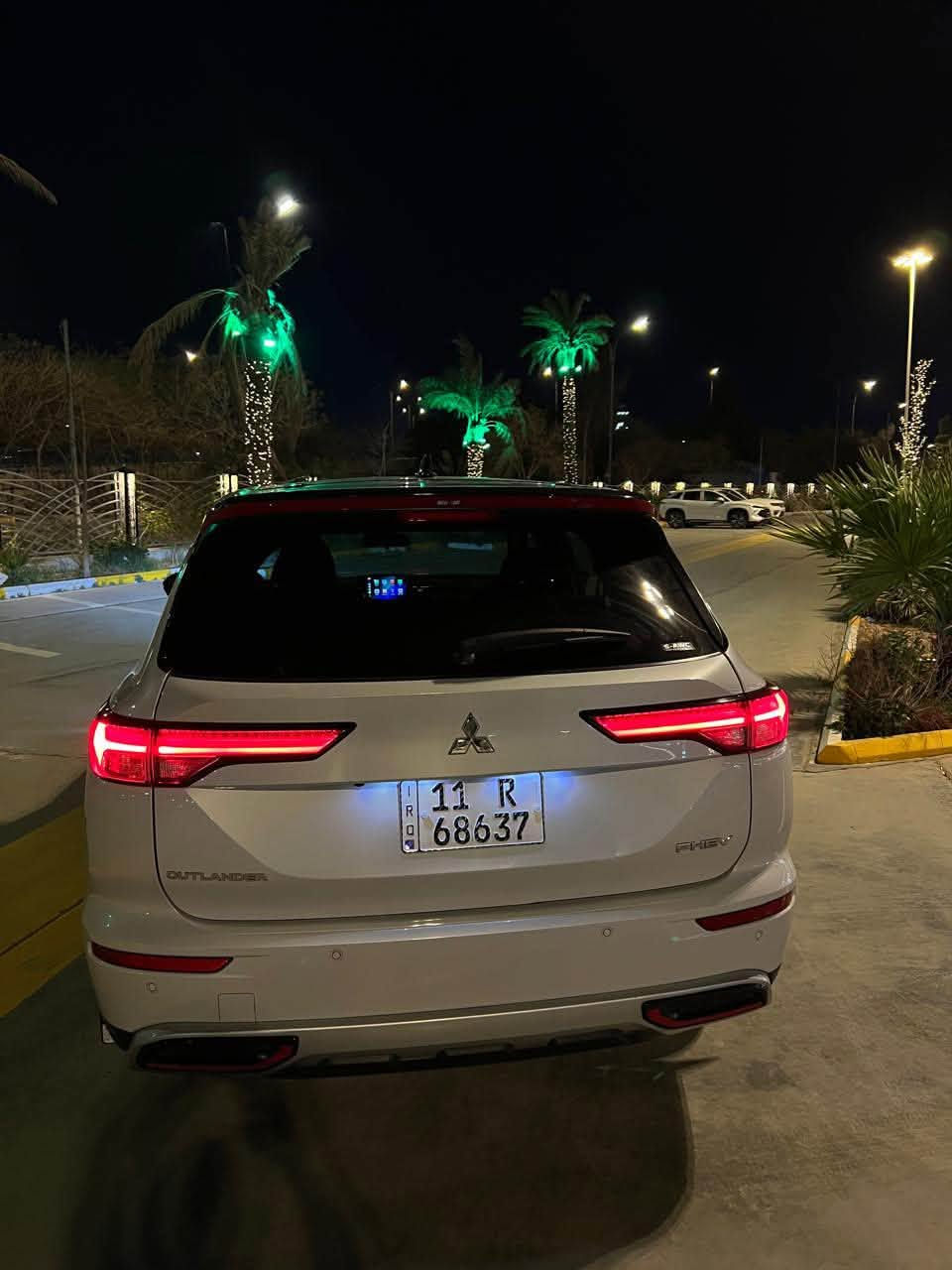 سلام عليكم جميعاً 📍
اوتلاندر هايبرد للبيع 
تمشي بالشحنة 100 كيلوو
ثلاث انظمه : هايبرد بلاكن بانزين 

اللون : ابيض لؤلؤي مميز 

حجم المحرك : 2.4 هايبرد 

فتحة سقف بانورما
دةبل اكسل (𝐀𝐖𝐃) 
7 راکب
 بصمة ابواب 
دبل جام امامي عزل خرافي 💯💯
بصمة تشغيل 

شاشة ايباد لمس
شحن وايرليس
‏‎كاميرة اكامي
كاميرة جانبي
كاميرة خلفي
كاميرات 360 درجة
هاند بريك بصمة
اوتو ستارات (𝐀𝐔𝐓𝐎 𝐒𝐓𝐀𝐑𝐓)
اوتو ستوب (𝐀𝐔𝐓𝐎  𝐒𝐓𝐎𝐏)
رادار امامي (تحديد مسار)
رادار جانبي  (نقاط عمياء)
رادار خلفي (التحذير من الاصطدام)
مانع تجاوزي بالمري الجانبيه
مري شفط
حساسات امامي
حساسات جانبي 
حساسات خلفي 
6 انظمة قيادة
نظام (𝐎𝐅𝐅-𝐑𝐎𝐀𝐃)
نظام (𝐒𝐇𝐎𝐖)
نظام (𝐀𝐔𝐓𝐎)
نظام (𝐄𝐂𝐎)
نظام (𝐍𝐎𝐑𝐌𝐀𝐋)
نظام (𝐒𝐏𝐎𝐑𝐓)
كشنات كهربائي
كشنات هیتر
تحكمات استيرن 
🔥
تبريد لمس 
تبريد مركزي 
صندوق شفط كهربائي 
لايتات (𝐋𝐄𝐃) عدسة زينون بيلادي 
بكلايتات (𝐋𝐄𝐃) ليد بيلادي
ويل كب كروم 
 
عداد السياره28 ميل  فقط بحاله الوكاله

ضرر السياره جاملغ جهة السائق وشبر بالبنيد فقط 

بيها ارباك ستيرن وبرد

اخوان السيارة خير من الله ونضيفة وجديدة ودخولها جديد  

للاستفسار الاتصال 

‏*********** 
مكان السيارة ديالى بعقوبة 📍
