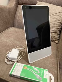 � للبيع – شاشة لينوفو 10 بوصة لمس (ملحقات فقط) 💻 المواصفات:   • نوع ال...